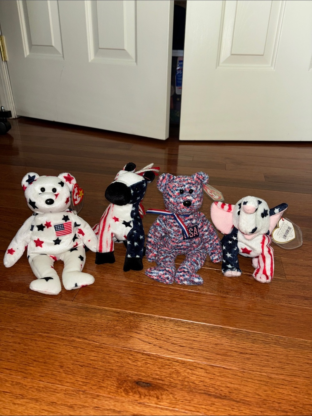 Ty Beanie Babies Set of 4 USA America Red White & Blue Themed Stuffed Animals